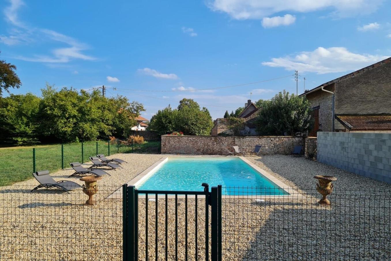 La Colombire Family House With Swimming Pool Casa de hóspedes Ratenelle Exterior foto